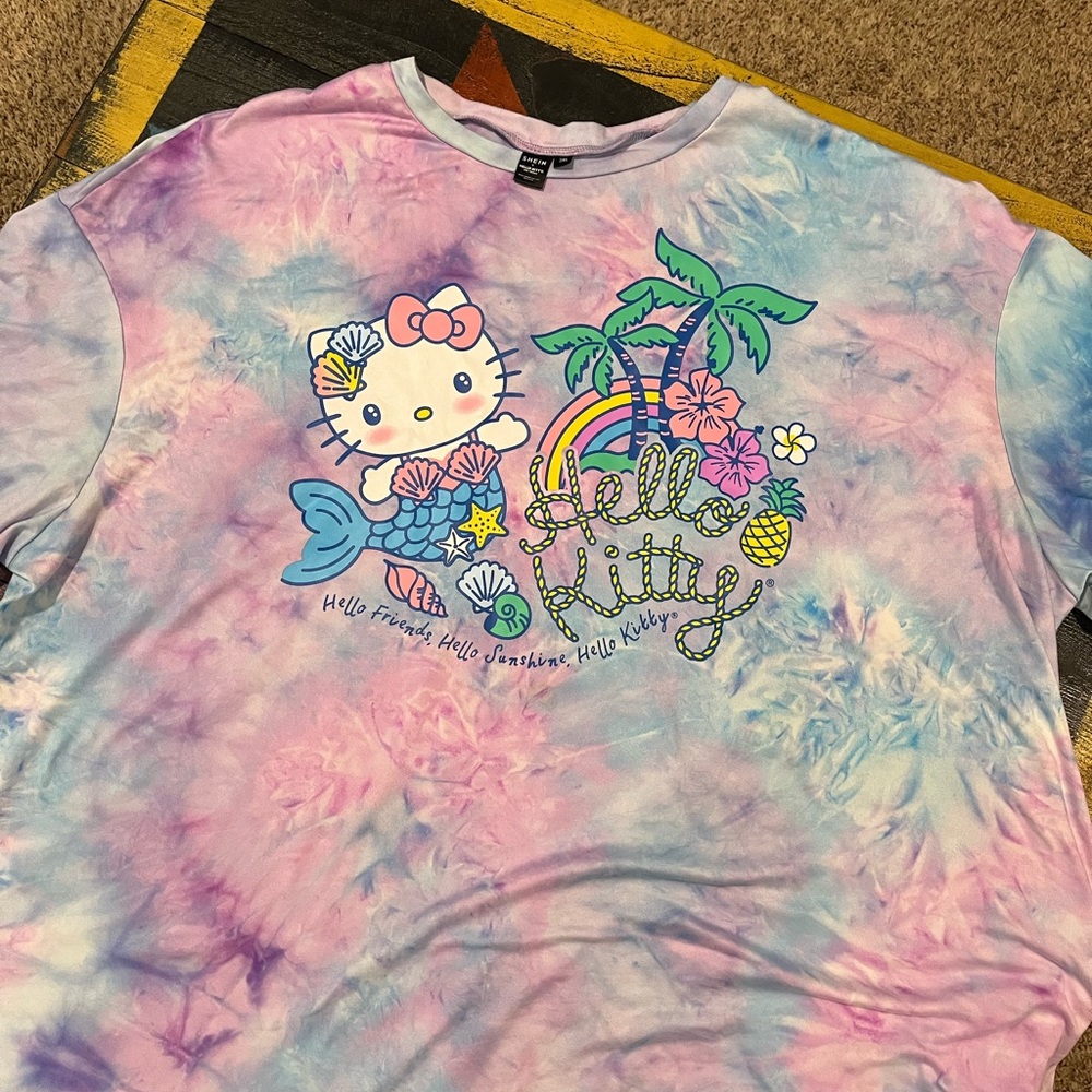 Shein collab with Hello Kitty! Super cute T-shirt great condition! Sz 3xl